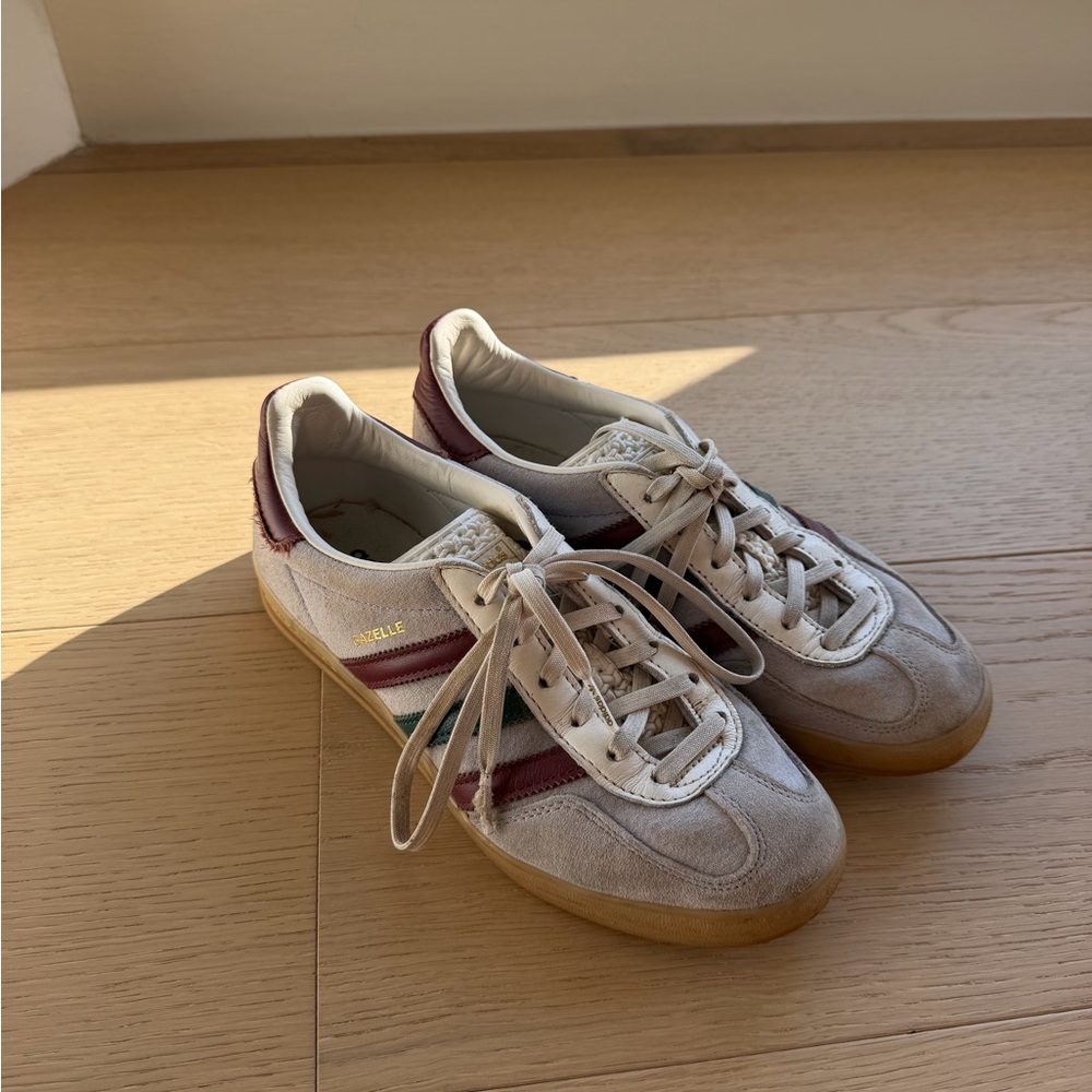 adidas Women's Sneakers in Cream and Burgundy